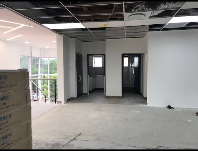 450M² OFFICE TO LET IN LA LUCIA RIDGE